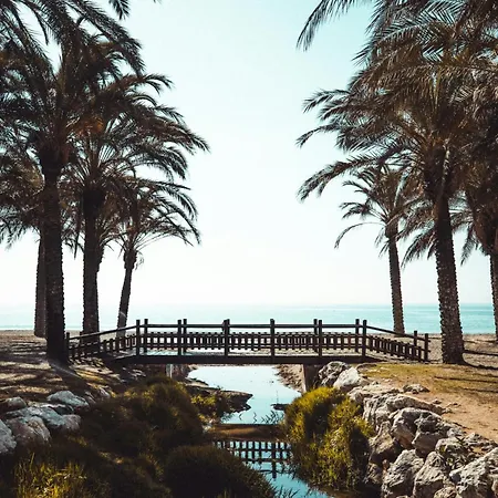 Sunstay Isabel Lofts Center Apartment Torremolinos